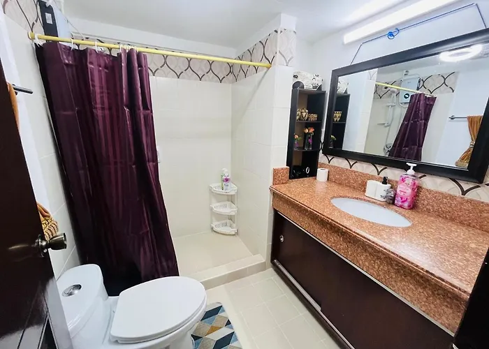 Spacious 3br With Huge Tv Near Bgc Makati Airport * Manila