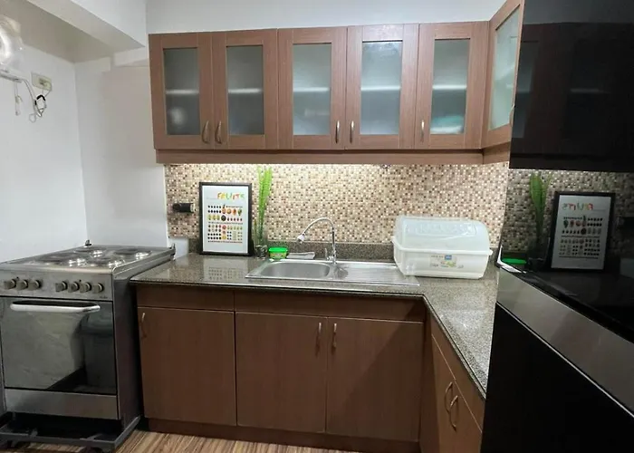 Apartment Spacious 3br With Huge Tv Near Bgc Makati Airport *