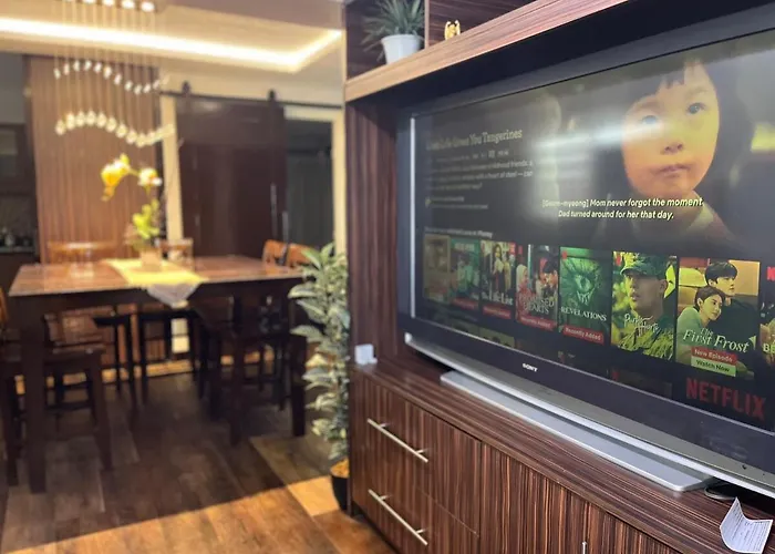 Spacious 3br With Huge Tv Near Bgc Makati Airport Manila
